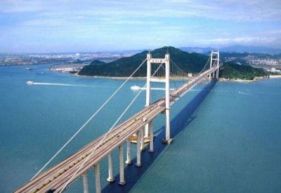 ​中国第一座大型悬索桥：虎门大桥主航道跨经888米