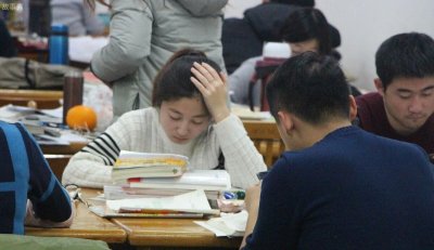 ​大学挂科有什么影响 后果严重吗