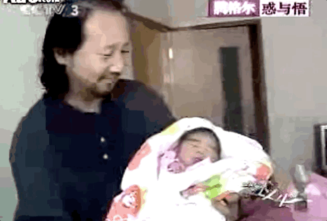 腾格尔简介个人资料（妻子离婚，女儿去世，歌唱家腾格尔，如今还好吗？）