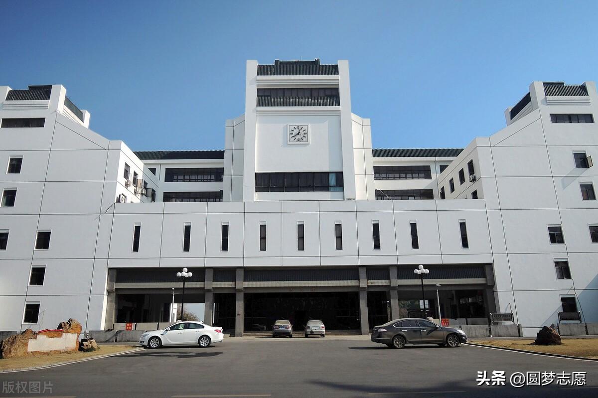 华中科技大学和武汉大学谁更好（华中科技大学与武汉大学哪个好）