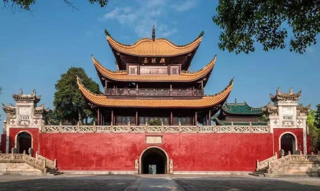 中国著名的历史建筑有哪些（中国历史著名的三大名楼）