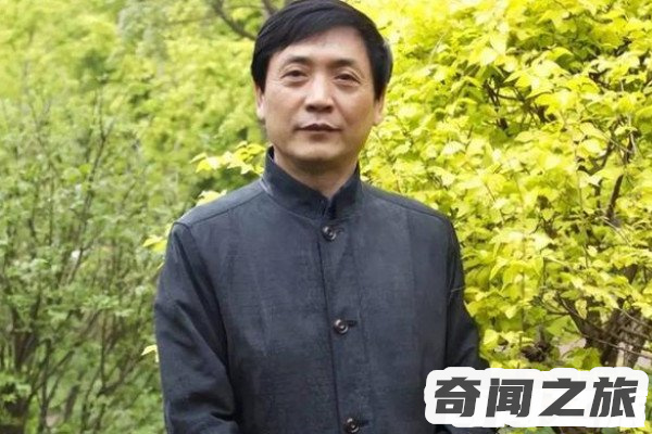 曹文轩的书为什么不能看内容存在问题,主编课外书翻车