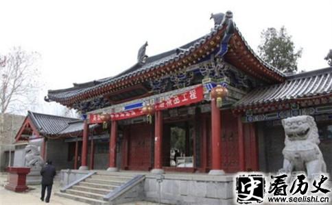 杨再兴陵园