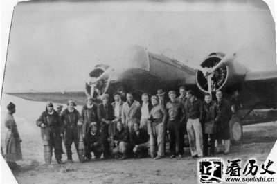 ​纸片轰炸:1938年中国空军空袭日本本土