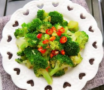 ​胡萝卜的功效与作用[土豆的功效与作用]