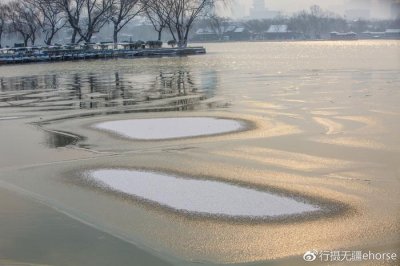 ​老舍笔下的济南，冬天有了雪花，就是一个完美的季节