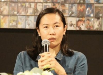 ​曾被王菲、那英堵在家中，离婚15年仍单身，窦唯的第2任妻子近照