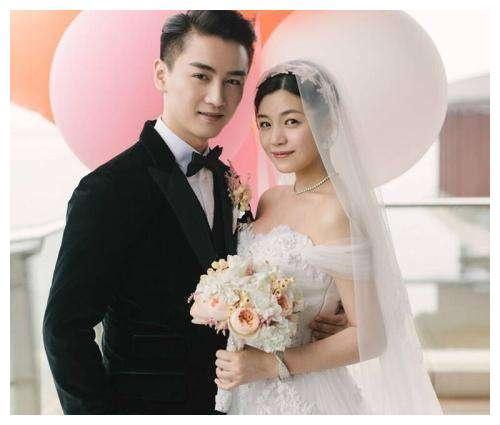 陈妍希夫妇结婚两年重拍婚纱照