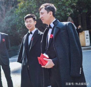 ​酒神结婚！王思聪不仅给他当伴郎，还送一辆劳斯莱斯做新婚礼物